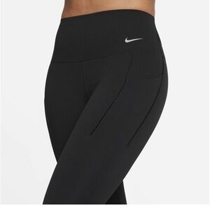 Nike Universa leggings